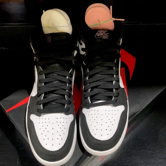 Jordan 1 Retro High OG Stage Haze 555088-108 Size 10.5 - Picture 8 of 9